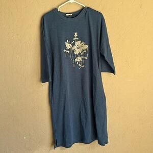 Blue and gold floral T-shirt, dress, organic cotton size small‎ with pockets